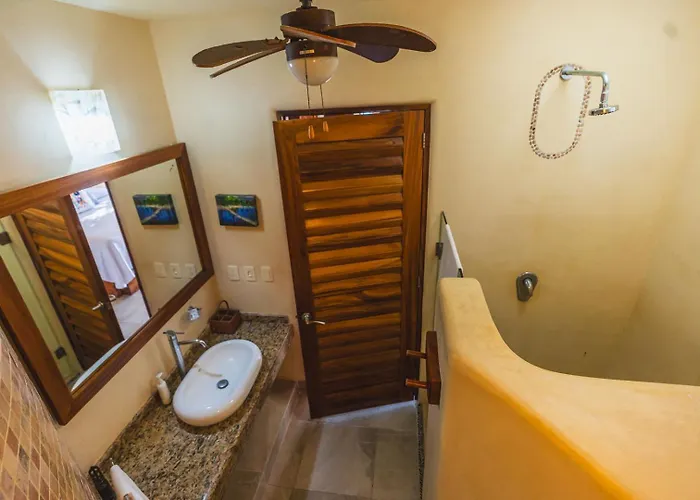 Aparthotel Escondite Zihuatanejo