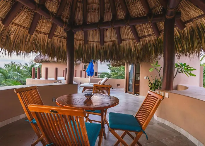 Escondite * Zihuatanejo