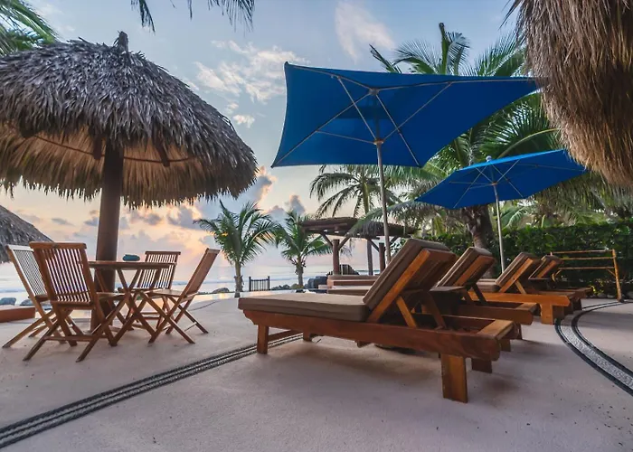 Aparthotel Escondite Zihuatanejo