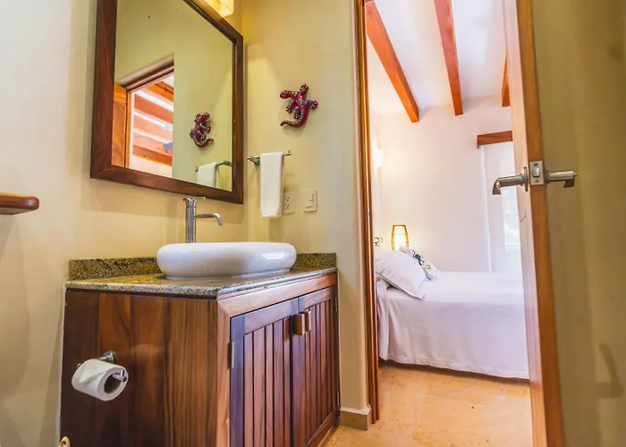 Aparthotel Escondite Zihuatanejo