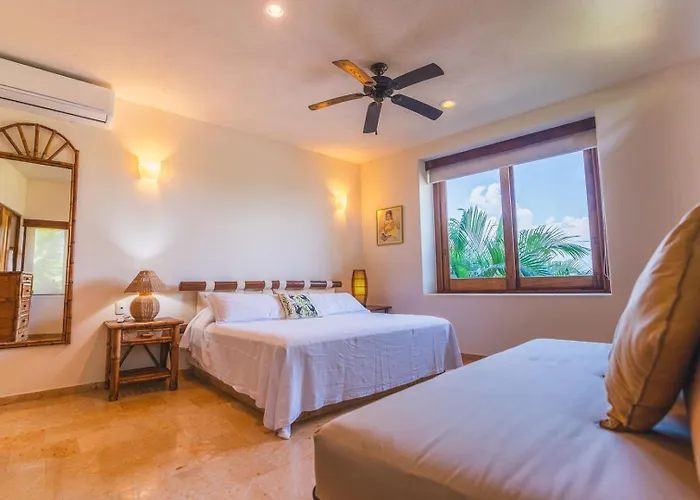 Escondite Aparthotel