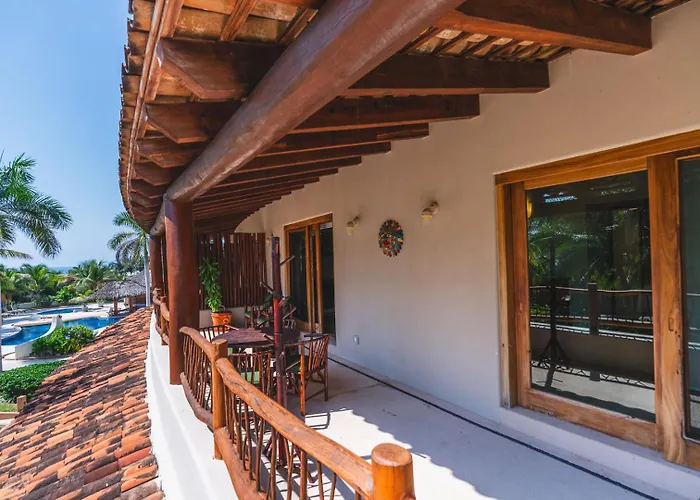 Escondite Aparthotel Zihuatanejo