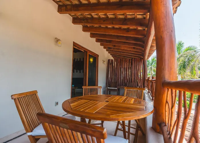 Escondite * Zihuatanejo