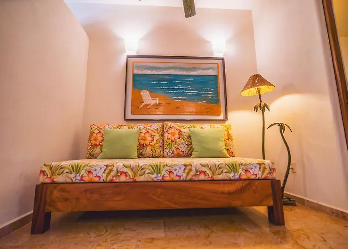 Escondite * Zihuatanejo