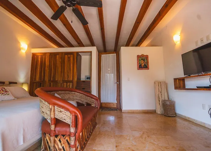 Escondite Aparthotel *