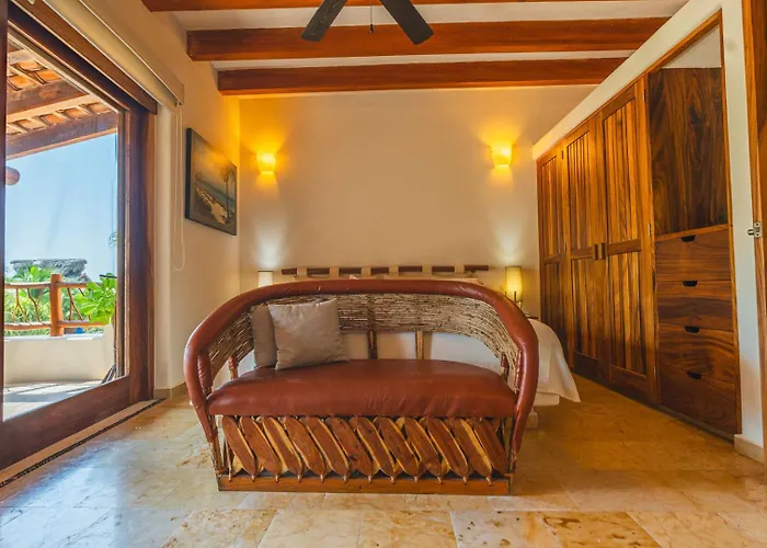 Escondite Aparthotel *